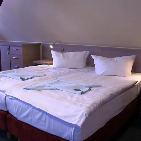 게스트하우스 Zur Guten Quelle 2*