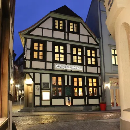 Zur Guten Quelle 게스트하우스 2*